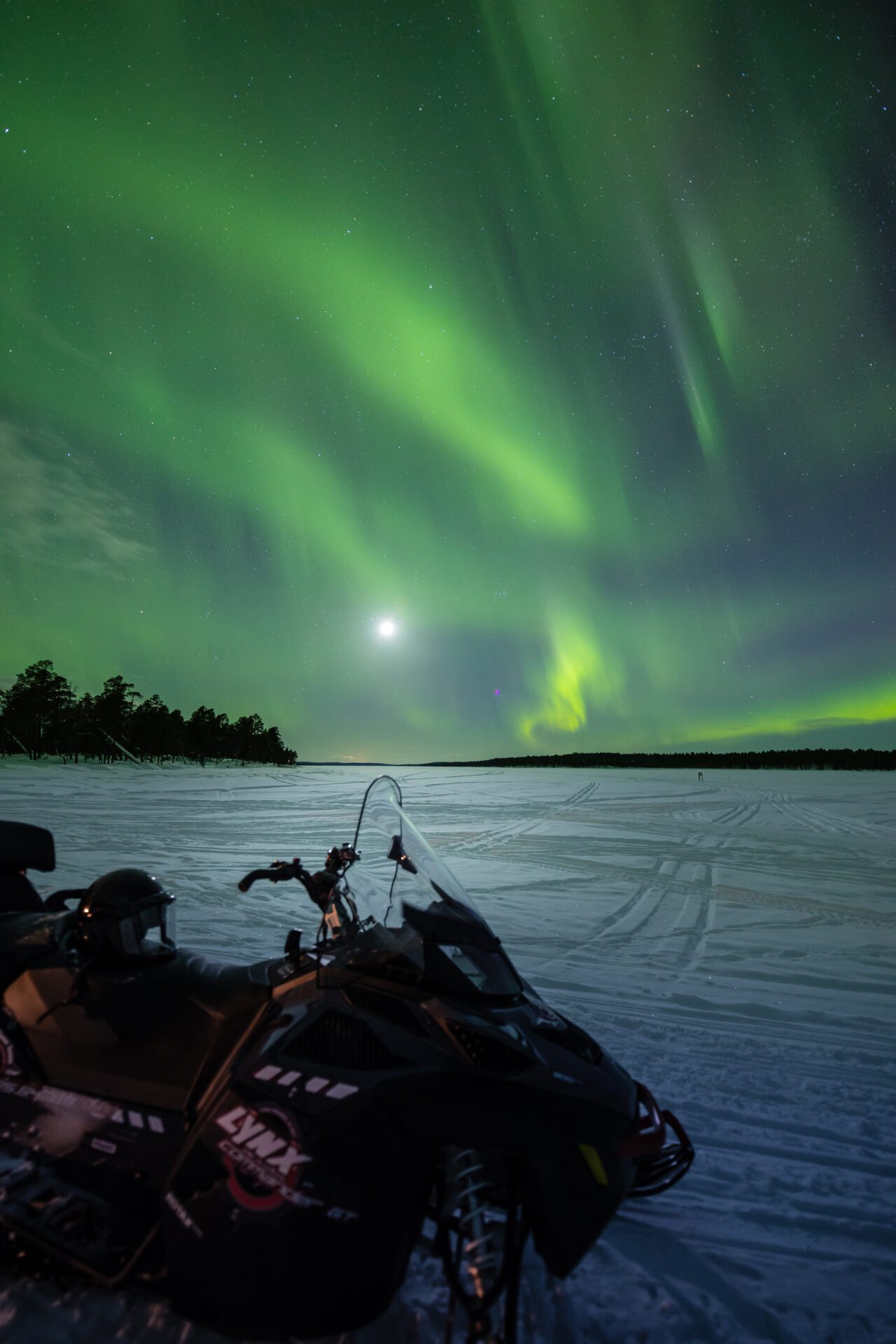 Fins Lapland Winter vakantie sneeuwscootertocht