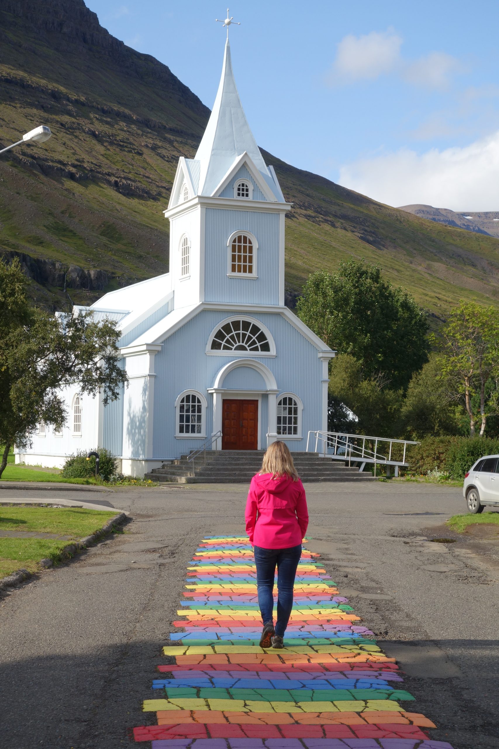 IJsland inspiratie studiereis blauwe kerk Seydisfjörður