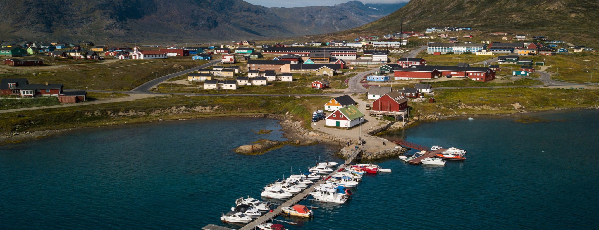 Narsaq haven Zuid-Groenland - foto: Aningaaq R. Carlsen - Visit Greenland