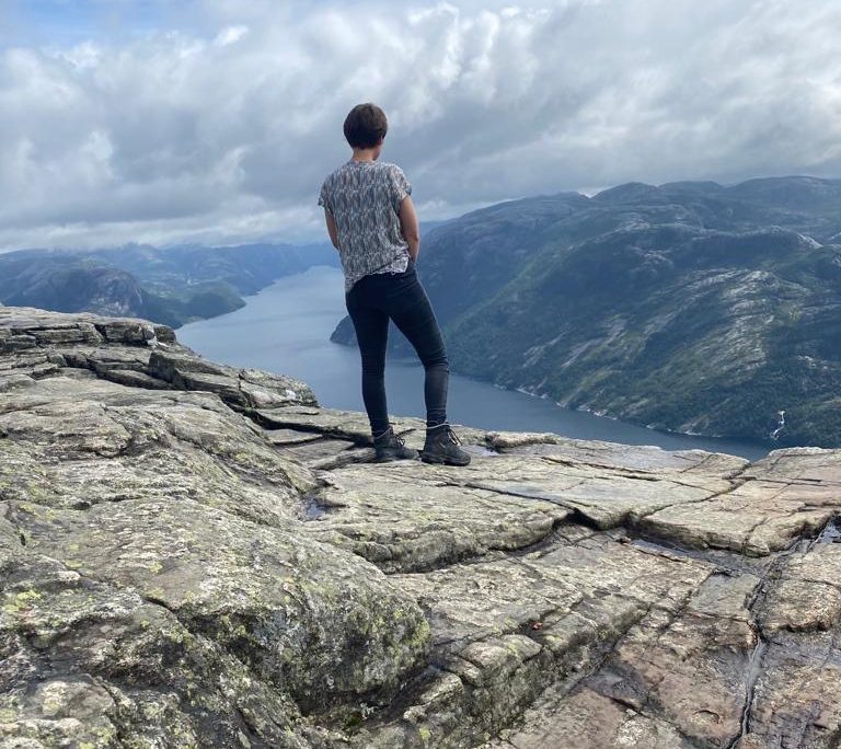 Noorwegen Genieten van het uitzicht vanaf de Preikstolen