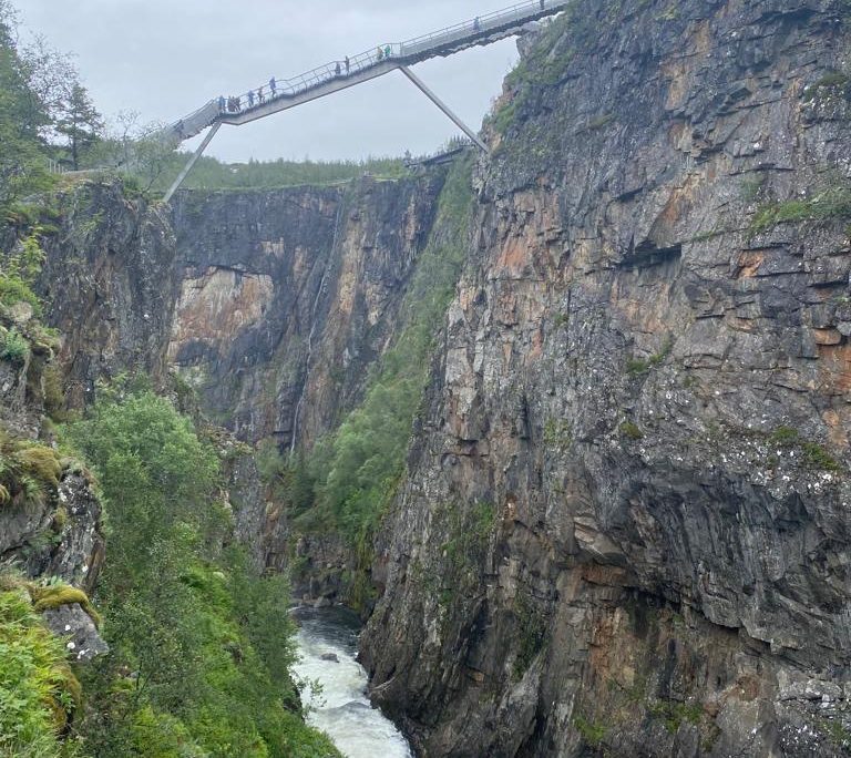 Noorwegen brug over Vøringfossen