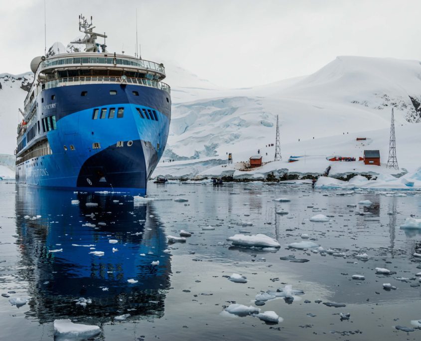 Antarctica South georgia en Falkland islands - Brown Station Werner Kruse