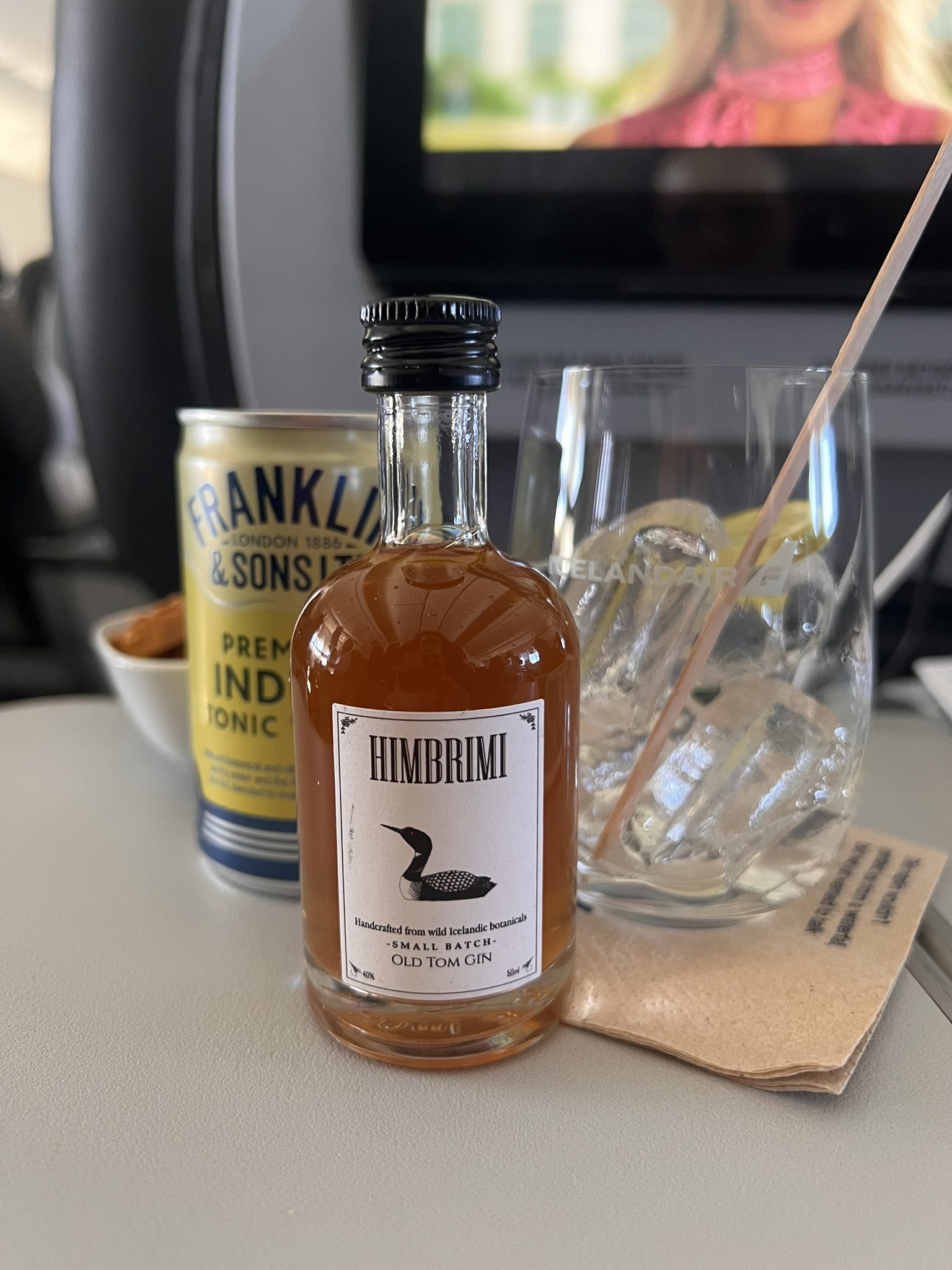 Icelandair vlucht naar IJsland - IJslandse Gin